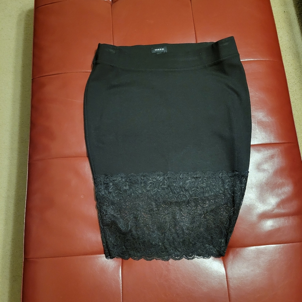 Black skirt